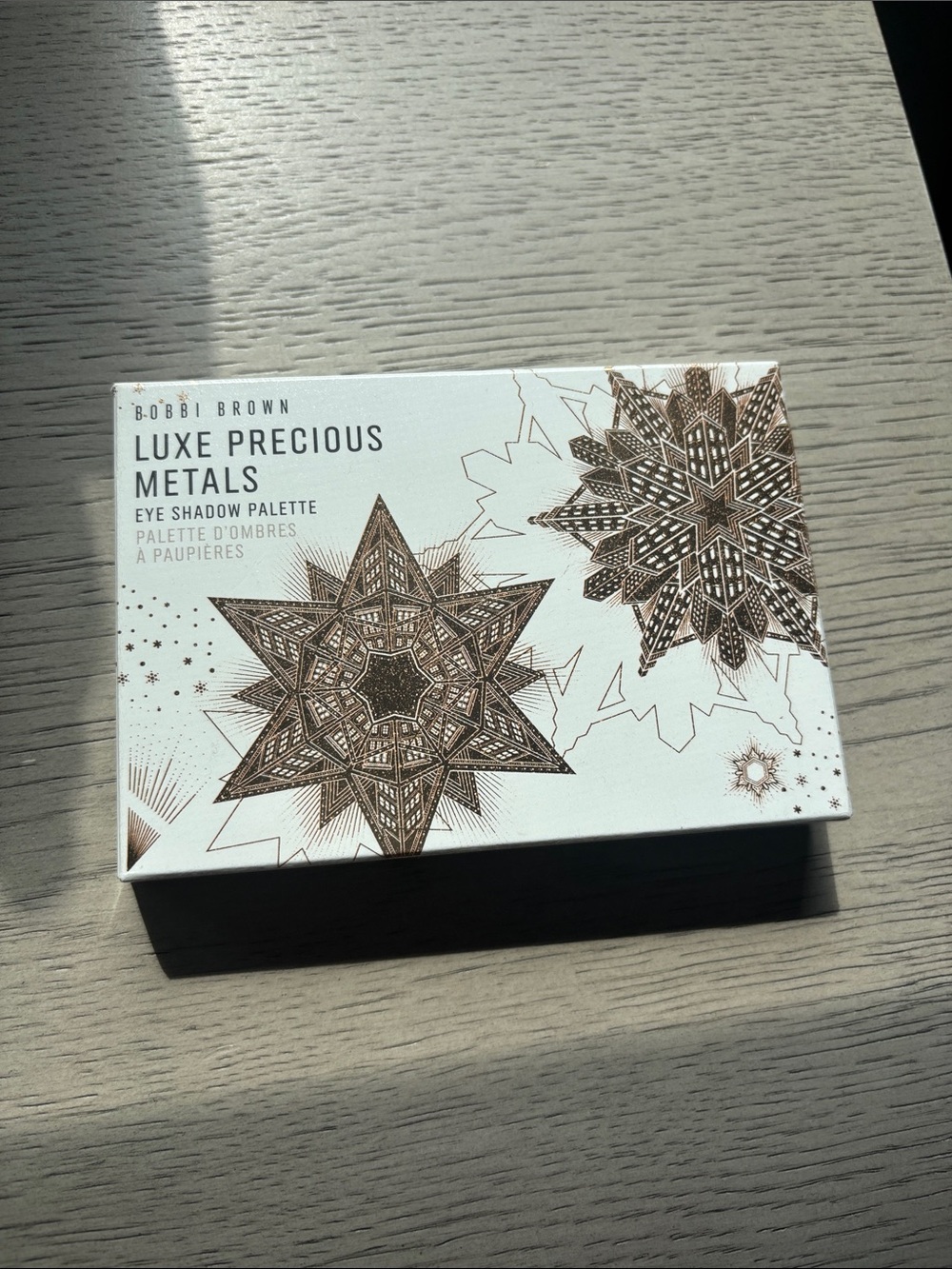 Bobbi Brown Luxe Precious Metals Eye Shadow Palette - White & Gold Design